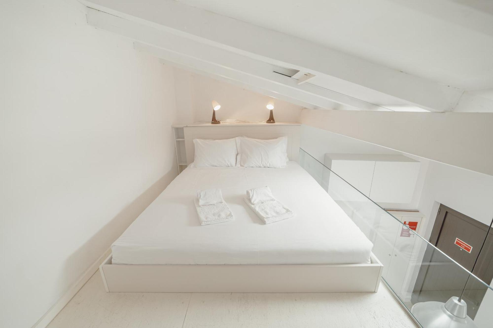 Mezzanine Stylish Apartments By Vacationy Porto Exterior foto